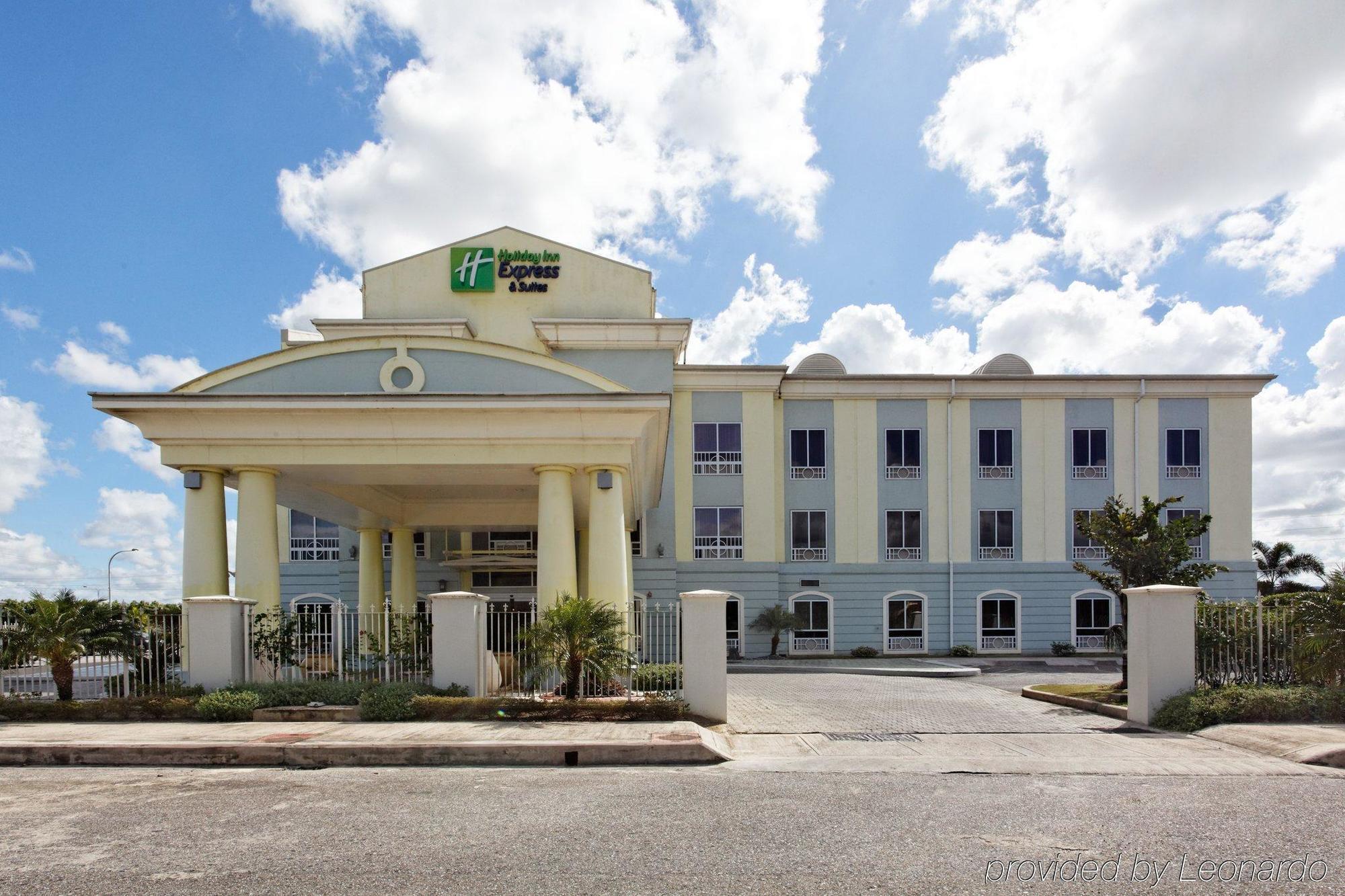Holiday Inn Express Trincity, An Ihg Hotel Piarco Ausstattung foto